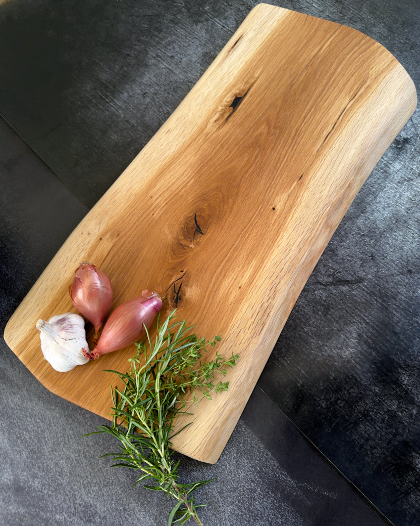 Eiche Naturform Brett als massives Schneidebrett und Catering Board