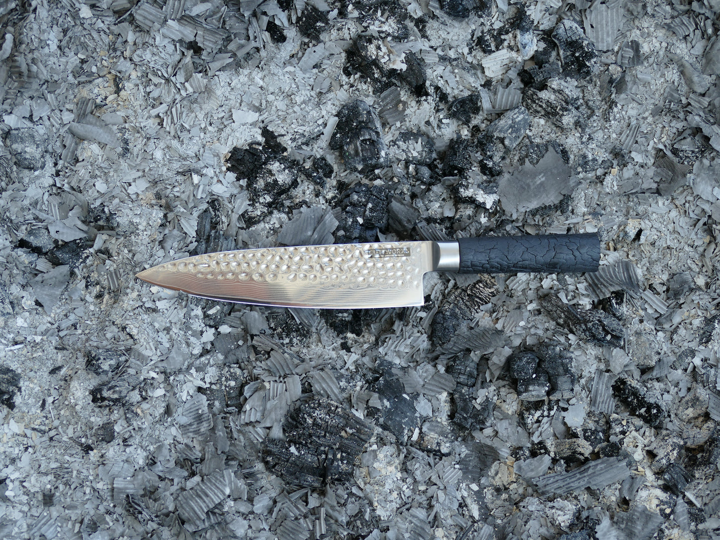 FlameWOOD Griff des Damast Chefmessers – ergonomisch, wasserresistent, patentiert verarbeitet