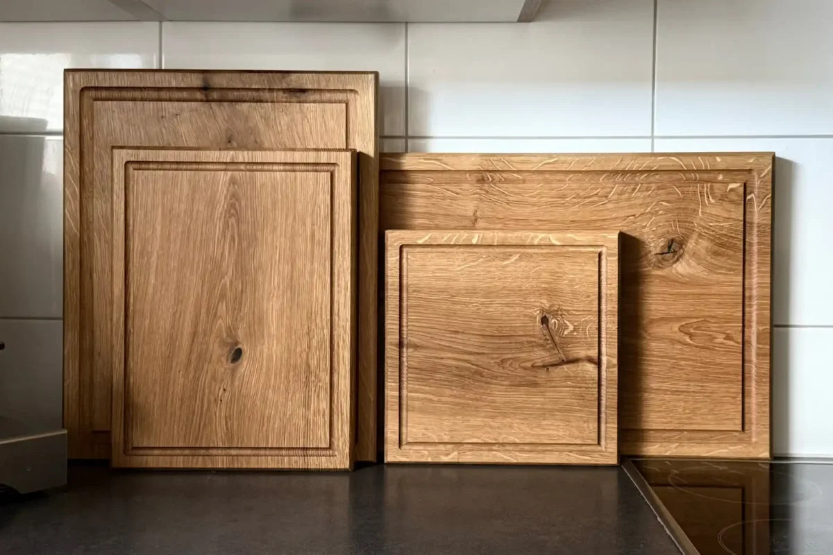 Massive Eiche Chefbretter in verschiedenen Größen – beidseitig nutzbare Schneide- und Servierbretter für Fleisch, Gemüse und BBQ Präsentation