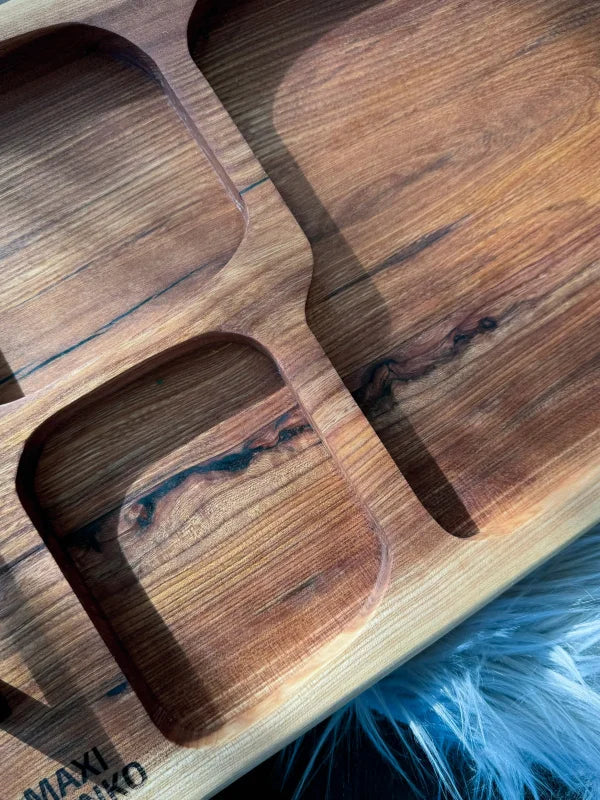 XXL Servierbrett Holz mit rechteckigen Fächern, perfekt für BBQ und Catering