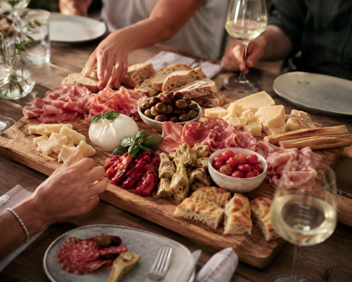 Antipasti-Abend für 6 – alles auf ein großes Board