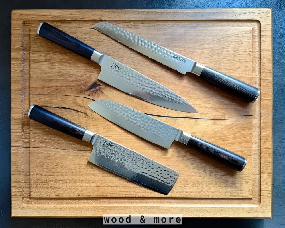 Set aus massivem Eiche Schneidebrett und Damastmesser – hochwertige Kombi für Küche, BBQ & Grillfreunde