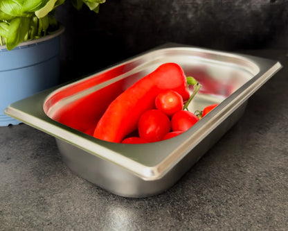 Stainless steel GN container 1/4 – Height: 65 mm | Stackable | 265 x 162 mm