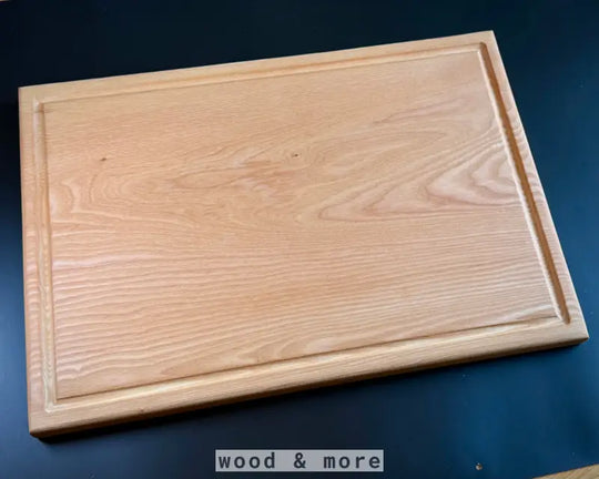 Solid oak serving board 50 x 35 x 3 cm – Natural, Handmade, Versatile