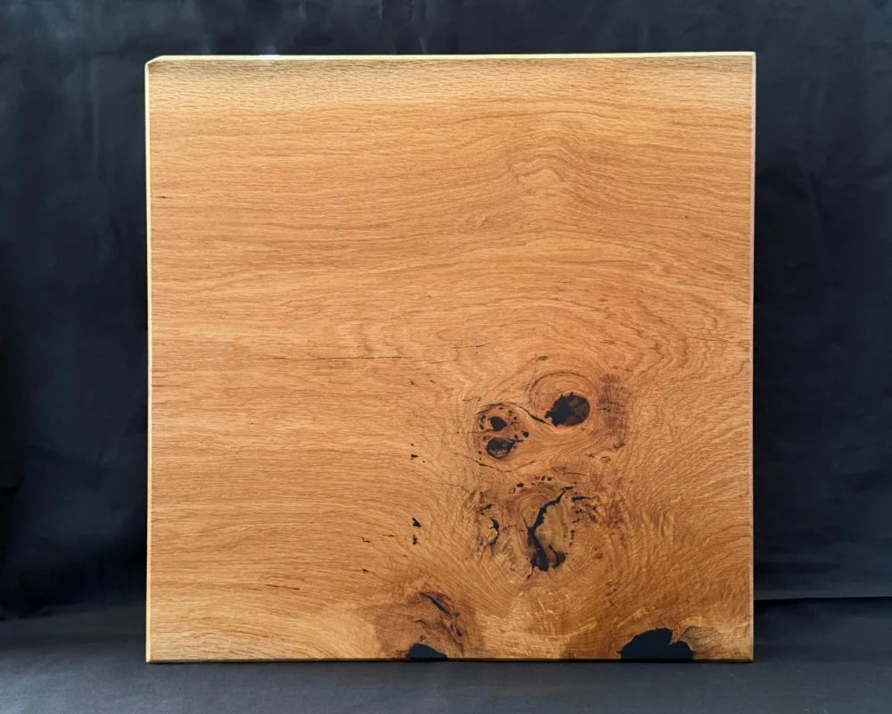 Eiche Schneidebrett 50 x 50 x 5 cm – quadratisch mit viel Platz für BBQ