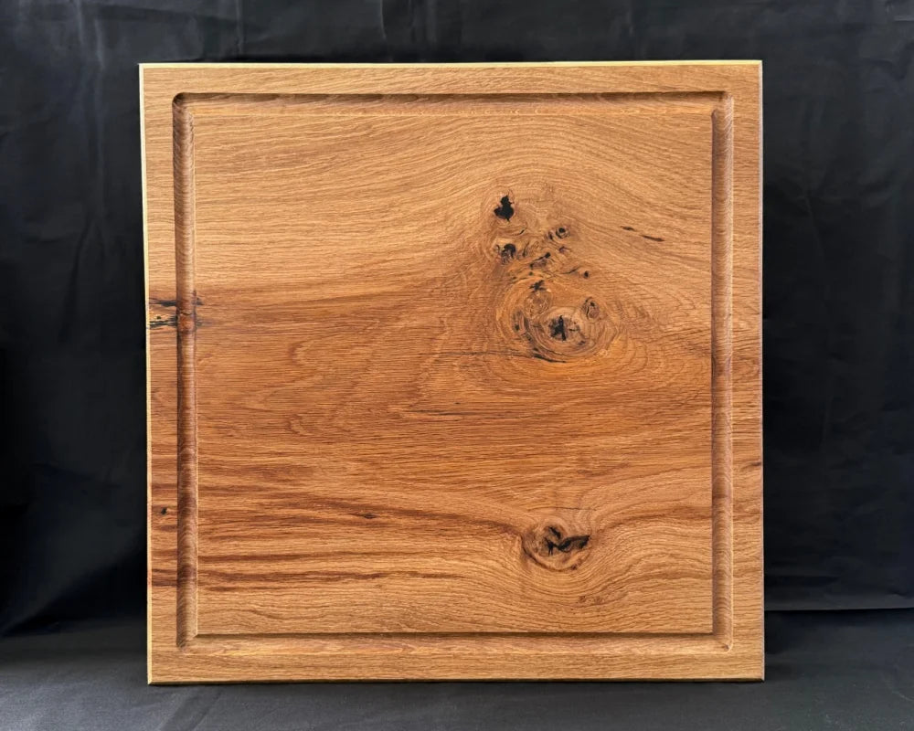 Eiche Schneidebrett 50 x 50 x 5 cm – quadratisch mit viel Platz für BBQ