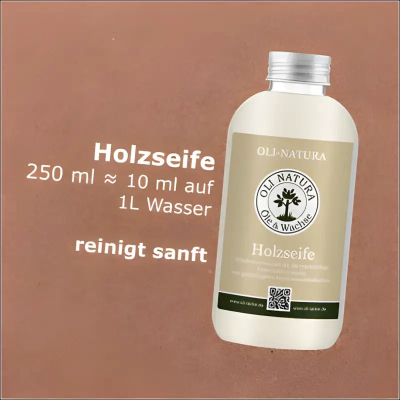 Flasche Holzseife mit natürlichem Etikett für geölte Esstische und Möbelpflege