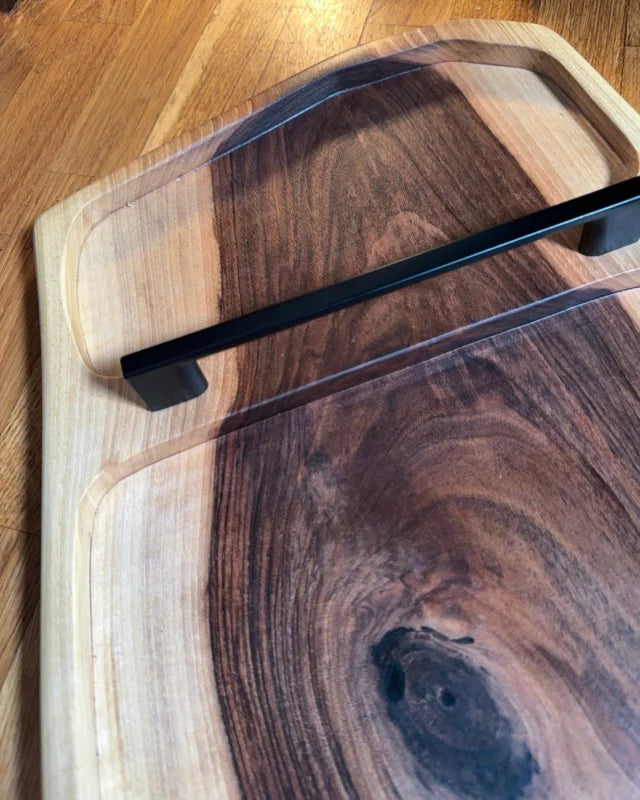 Pitmaster Board Eclipse – Nussbaum | 95×30×2,5 cm | mit 3 Design-Ausfräsungen