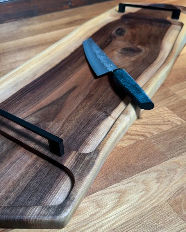 Pitmaster Board Eclipse – Nussbaum | 95×30×2,5 cm | mit 3 Design-Ausfräsungen