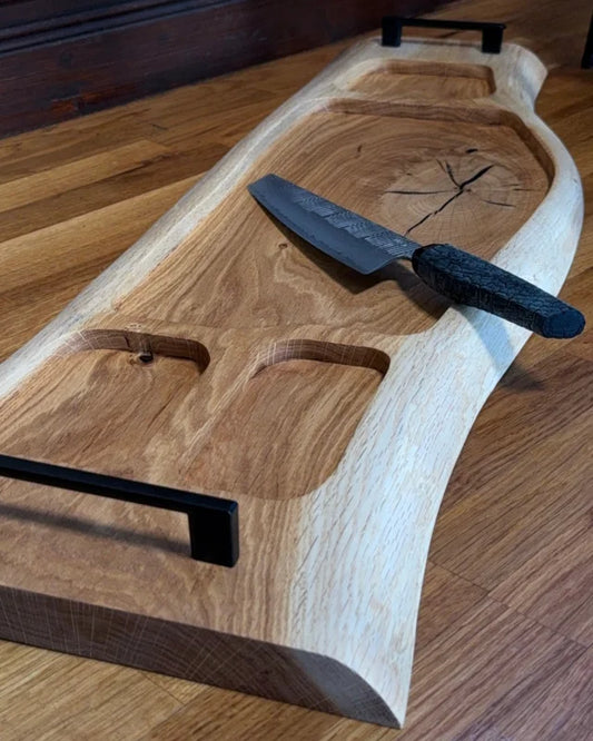 Pitmaster Board Quadra – Eiche | 86×22–30×3 cm |, 4 Aussparungen, Metallgriffe