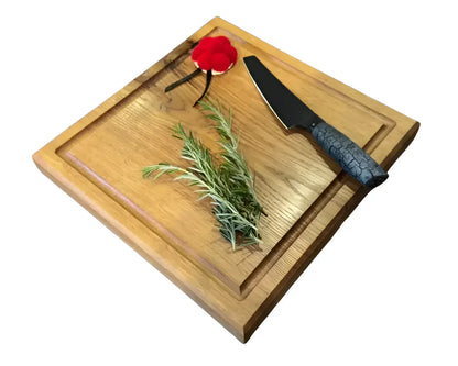 Quadratisches Schneidebrett 30×30 cm mit umlaufender Saftrille