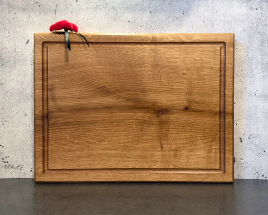 CHEFBRETT – 40×30 cm cutting board made of solid oak, usable on both sides