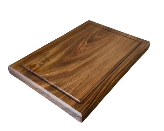 Handgefertigtes Schneidebrett Nussbaum – Basis für die Chefstation