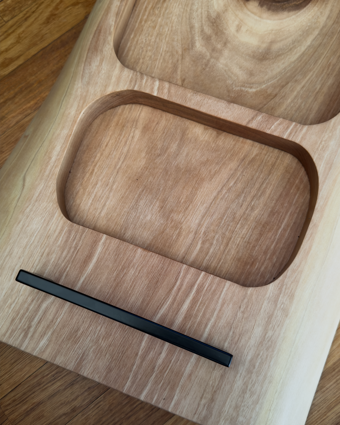 The Nutty Noble – Pitmaster Board XL Nussbaum Servierbrett | 70 × 30 × 4 cm
