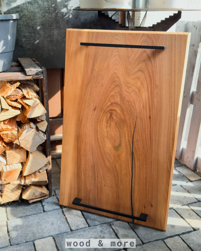CaterBoard Ulme 65x40x2,5cm – Premium Servierbrett Massivholz fürs Grillen & Anrichten