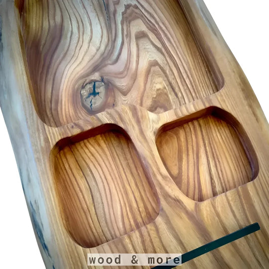 UNIKAT: Meat Maverick – Rustikales XXL Holz Servierbrett mit Metallgriffen aus Ulme für BBQ & Catering | 82 x 33 x 4 cm