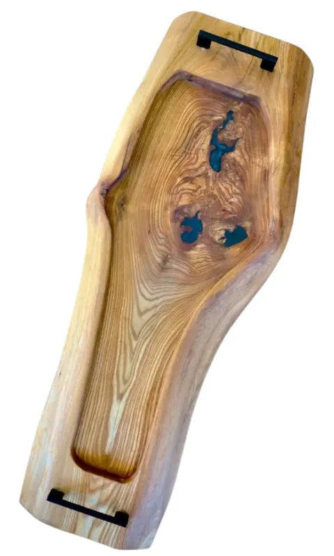 UNIKAT: The Rib Ruler – BBQ Holz Servierbrett aus Ulme für kalte Platten & Grillgerichte | 75 x 22-32 x 4 cm